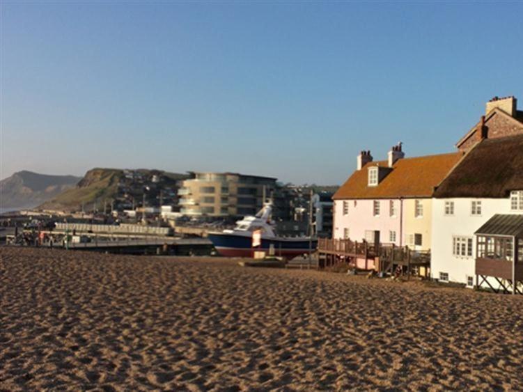 The Boardwalk Villa West Bay Exterior foto